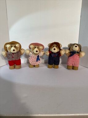Set Of 4 Furskins Plush Teddy Bears Wendy’s 1986 Dudley Boone Farrell Hattie 7”